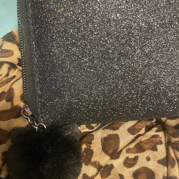 Wallet - Picture 2 of 3